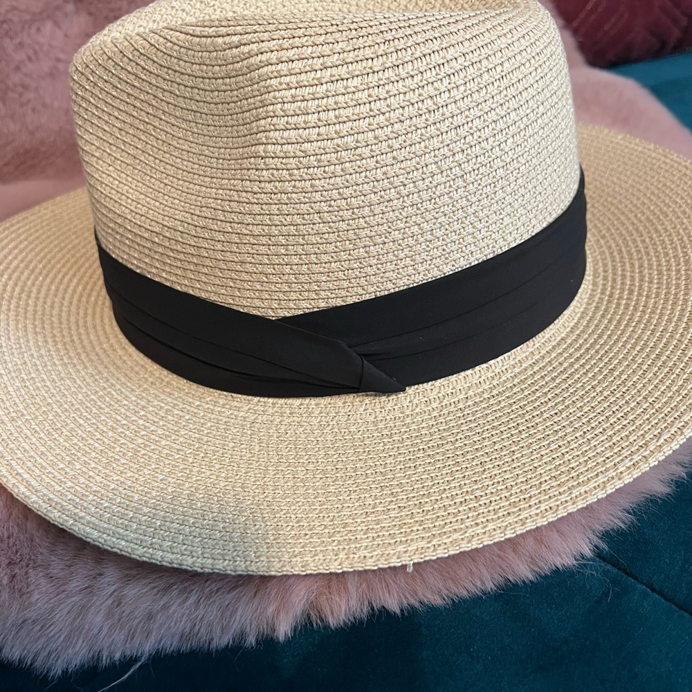 Panama Hat - Picture 3 of 4